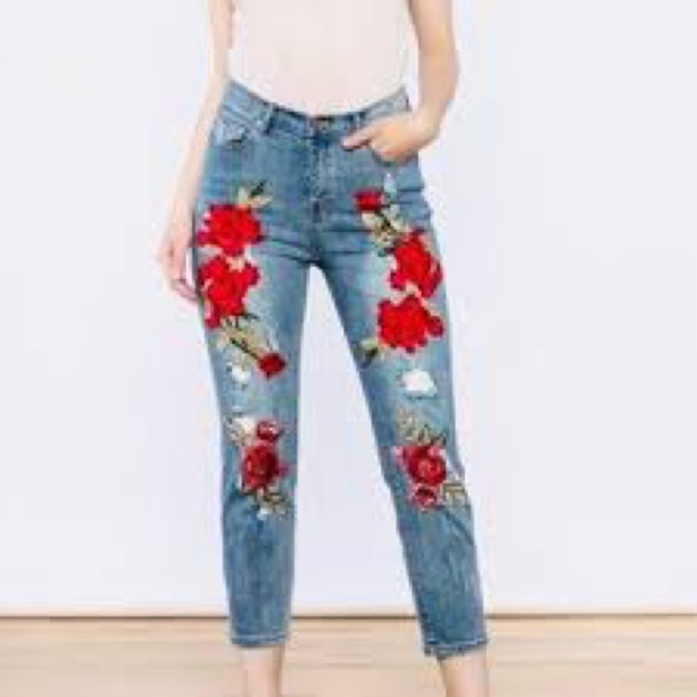 Emory Park Embroidered Cropped Jeans